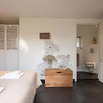 New Hello Zeeland - Cozy Country Cottage